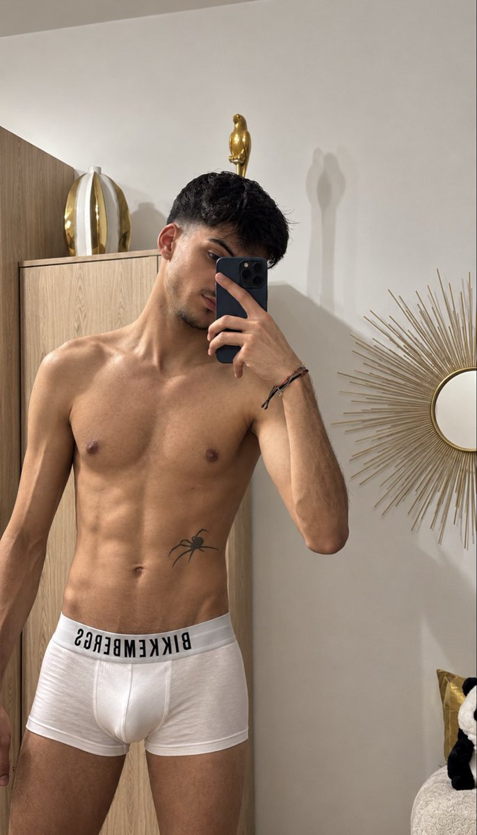 _ivan_sergio_'s tweet photo. Só para deixar a imaginação trabalhar 💋 https://t.co/hjTMoN17KZ