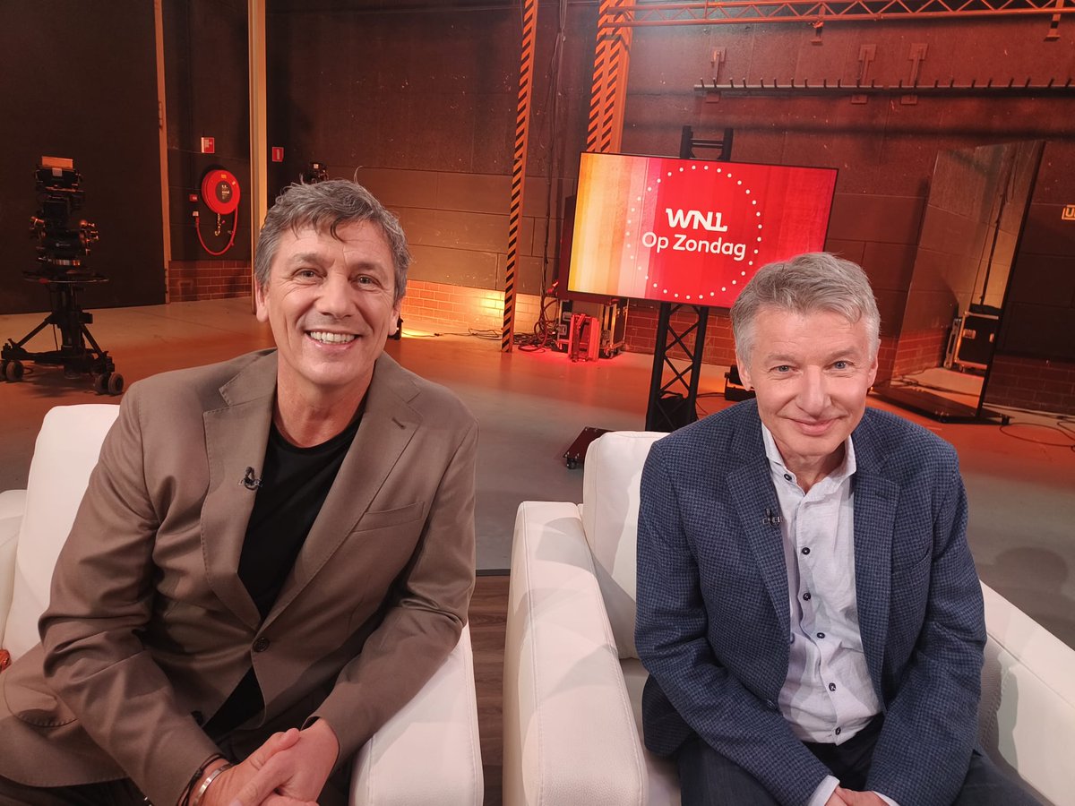 WNLOpZondag's tweet photo. Nu live bij Rick Nieman: @MinisterAenM Bart van den Brink over de aanpak van overlast gevende uitgeprocedeerde asielzoekers. Jacco Vonhof (@deltalinqs) over de Rotterdamse haven en stikstof. Defensie-expert @MichelleHaas_ over de Russische agressie en energieprofessor David Smeulders over brandstofprijzen, gasvoorraden en Gronings gas.  

📺Kijk om 10.00 uur naar NPO 1. #WNL