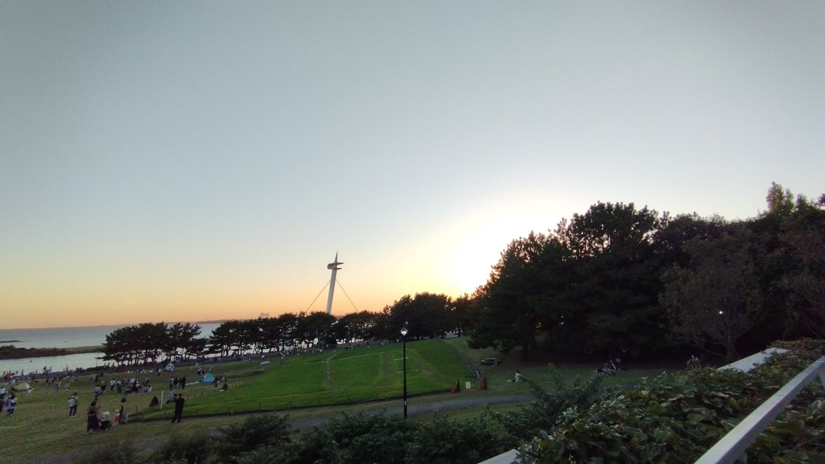 kosiannkun's tweet photo. 夕暮れ〜 https://t.co/UAYazKtmUc