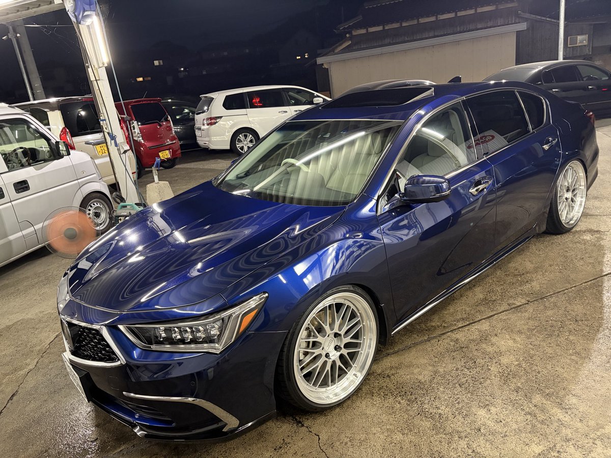 ___tt100's tweet photo. BBS LM 21×10
Michelin PS4S 255/30
短縮アッパー
です。 https://t.co/peJi0wve25