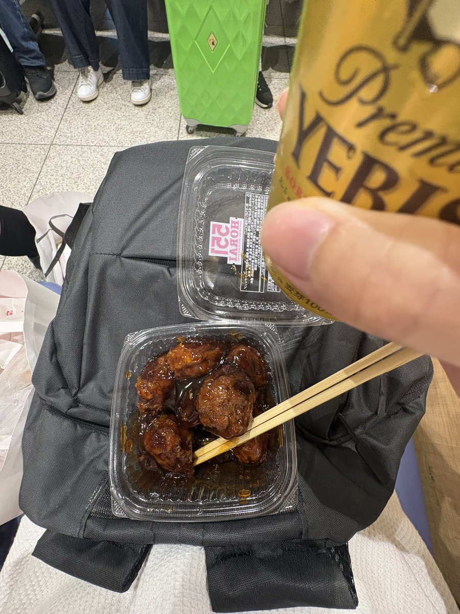 mefccccccc's tweet photo. かえるます
参加される方ライブ楽しんでくださいー！ https://t.co/yoamEYOFiJ