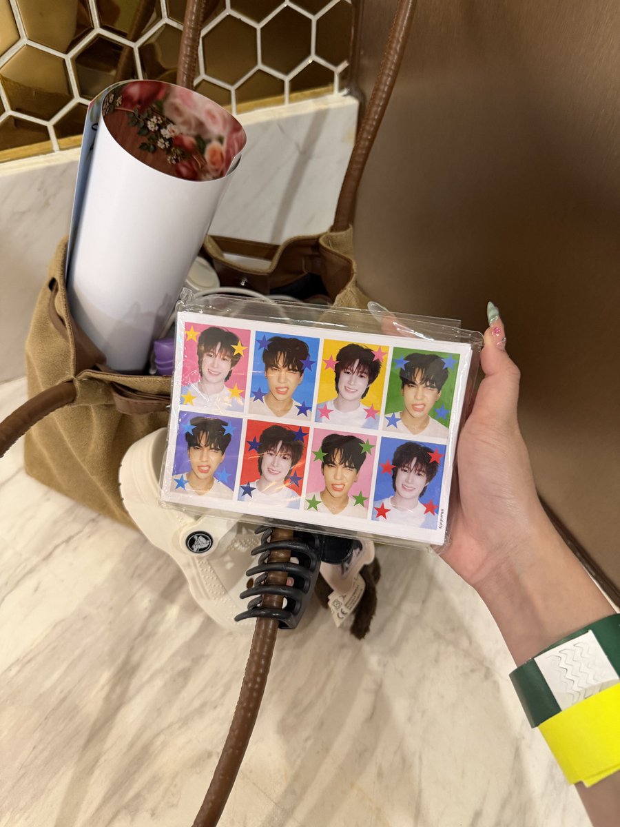 harufuffy's tweet photo. เราใส่ชุดนี้นะคะ🙋🏻‍♀️
ใครเจอเราทักได้นะคะ เด่วนี้หยิบให้👁️👁️✨

#ที่สามของเธอSeries
#YourThirdSeries https://t.co/KVtbitsOVi