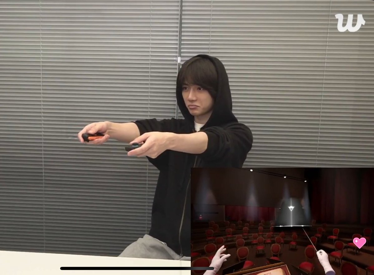 tema177_183's tweet photo. ゲームが上手くできなくて拗ねてスタッフさんが上手くできてこの顔 https://t.co/vOQexmzWWI