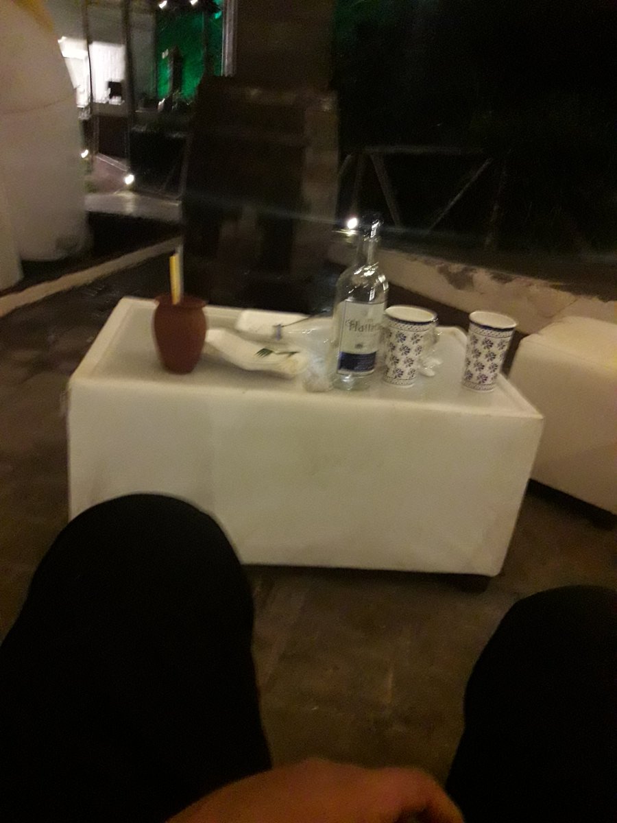 UknownnDm's tweet photo. q aburrido estooooyy, tiren dmmmm 🍆 https://t.co/dUHR1BrmyD