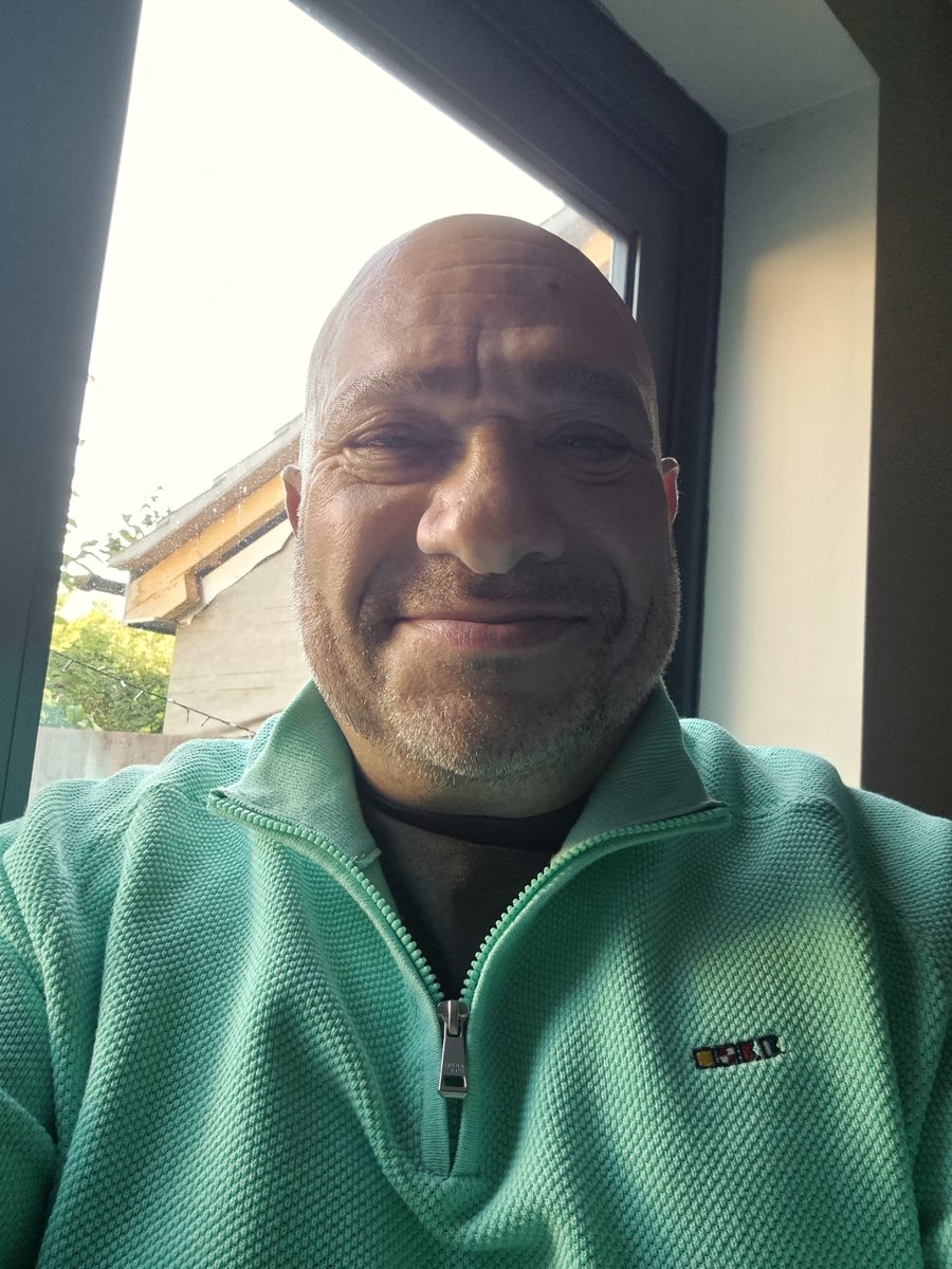 SmartSacks's tweet photo. Bit of a chill in the air.. Time to open up the autumn chest of drawers...

Quarter zip brigade.. Unite!! https://t.co/RP8v0JGNFR