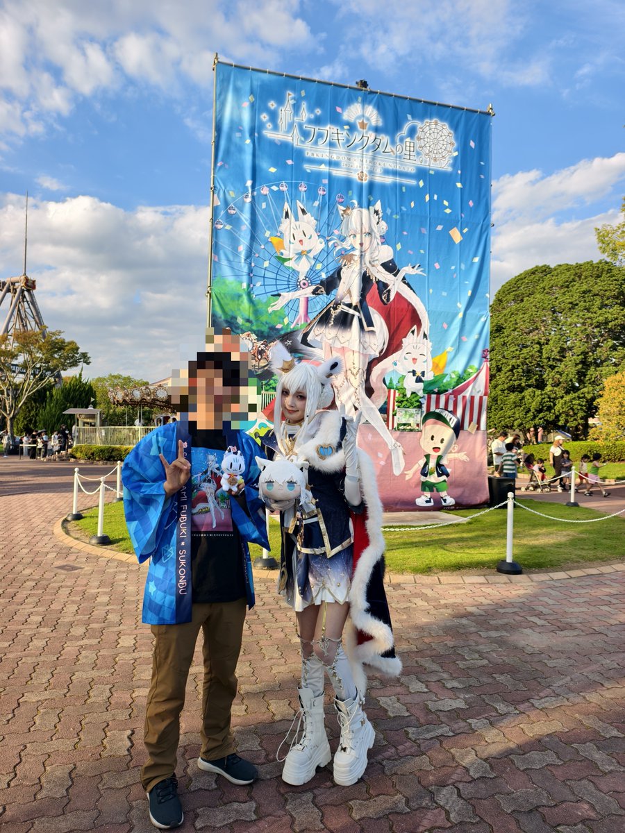 pgatjdwm1's tweet photo. フブちゃんのレイヤーさんに写真撮っていただきました！！！
 #フブキングダムの里 https://t.co/lZliMPITGD