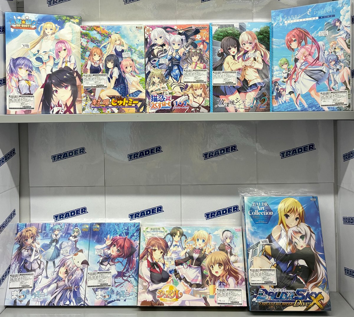 trader_R18's tweet photo. 【本店6F】

本日の補充分です↓
ここでは紹介しきれない名作・レアものが多数入荷しました～！
お持ち込み、誠にありがとうございますっ
ただいま買取アップキャンペーンを開催中、どうかこの機会をお見逃しなく

ランス35thは2点入荷して、秒で1点売れました…さすがの人気だぁ https://t.co/TdKNwx206H