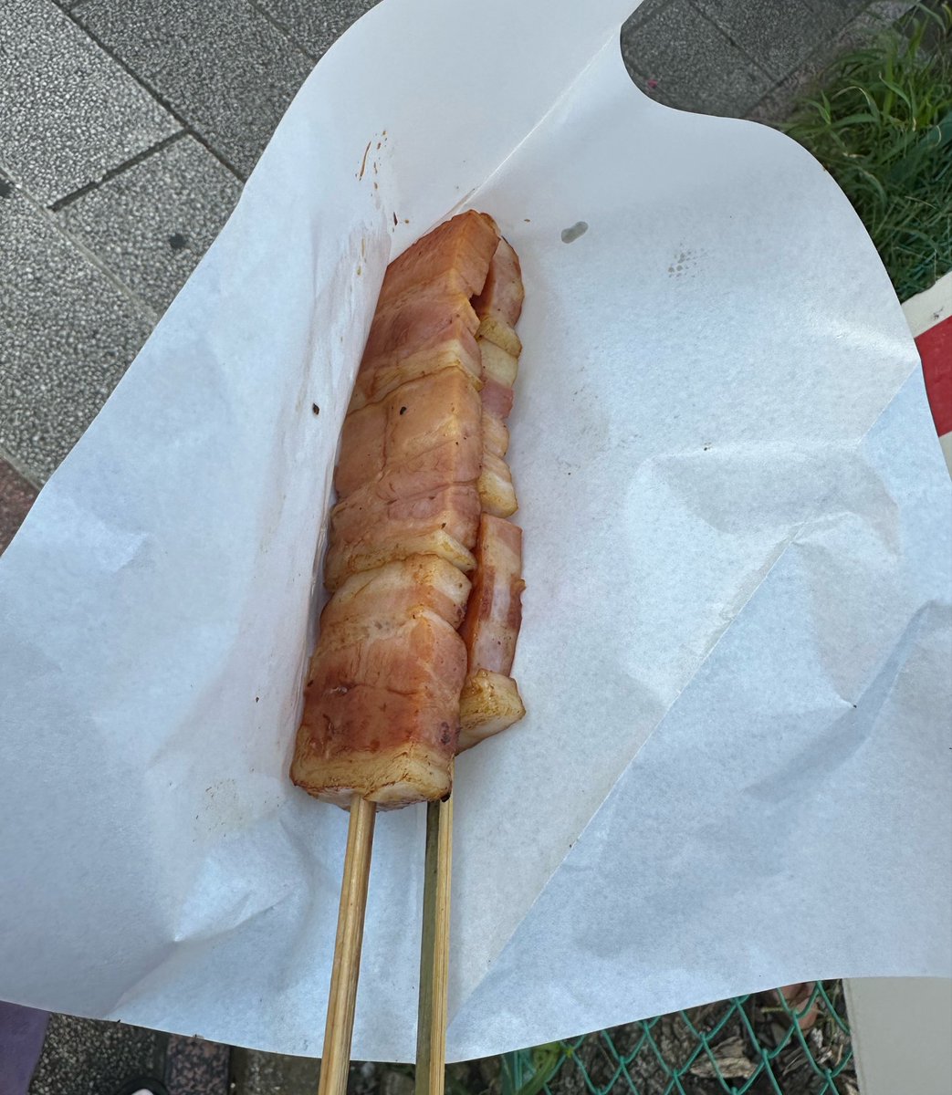 srsm57's tweet photo. 祭りでひたすら食うというね笑 https://t.co/Wax93RzGJn