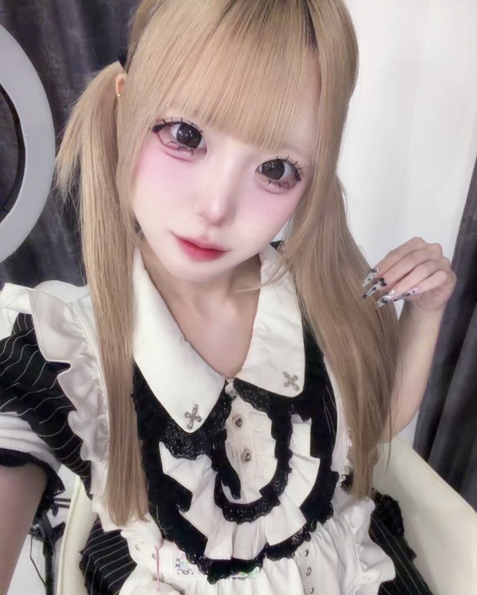 nekopror's tweet photo. @Haku1008_ 初めまして>⩊<リプ失礼します♩日本橋オタロ近くの【ぎるめる】のねこです(⸝⸝ᐡ. ̫ .ᐡ⸝⸝)
いかがでしょうか？ https://t.co/A5e7xn2E8C
