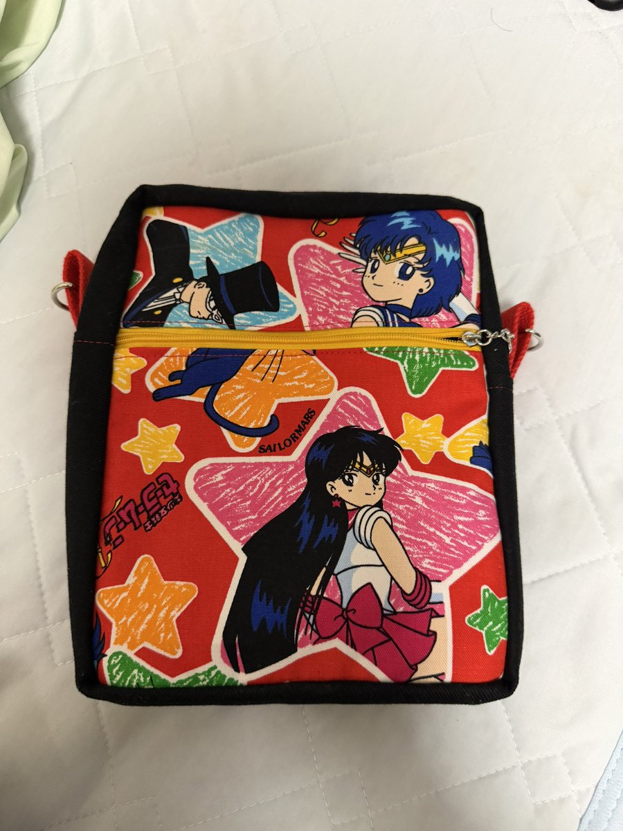 medaka_inaka's tweet photo. マーズ推しさんいましたら
ぜひもらってプレゼント🎁

あみちゃんとまもちゃん推しでも使えるね

生地も残り少ないからガチファンにプレゼントしていきたい https://t.co/Vsks574V6B