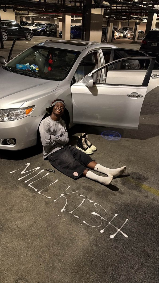 silent_beamer's tweet photo. Skit maker, Milkish has bought his first car, a Toyota Camry worth millions of naira 🥹

Congratulations to him🎉🔥 https://t.co/fiRXFdTaJO