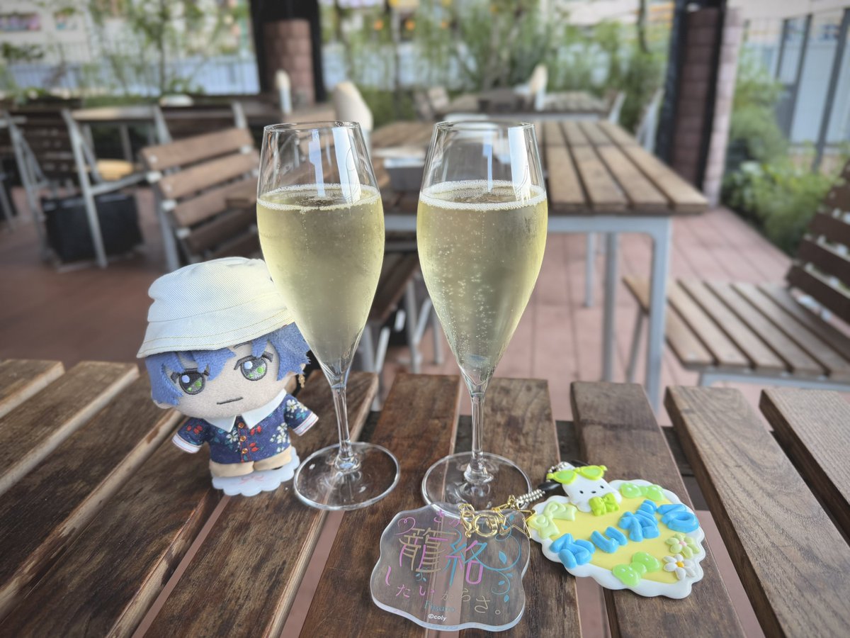 mochimochi1814's tweet photo. スパコミお疲れ様でした！
厄災ズのドレスの方でした💐
 
びっくりさせてしまった方すみません....
やりたかったの.....厄災.....

こんなナリでしたがスペースまで皆さん起こしくださったり驚きつつも沢山お話くださったり本当に嬉しかったです！✨️
ありがとうございました🙇‍♂️💐 https://t.co/yFu7NCQG48