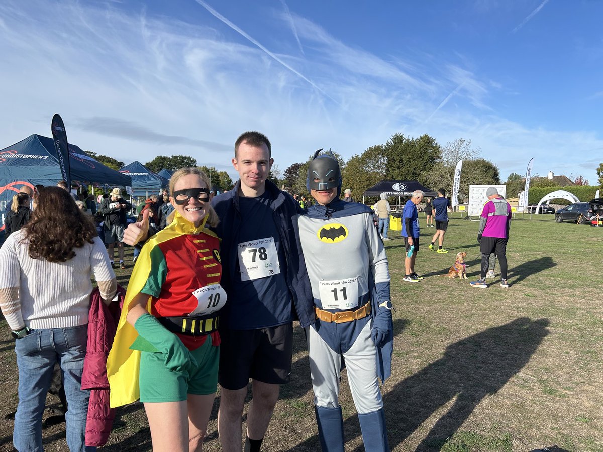 SimonFawthrop_1's tweet photo. @Georgeb345 about to start the Petts Wood 20K. https://t.co/ZP3gtxTAJe