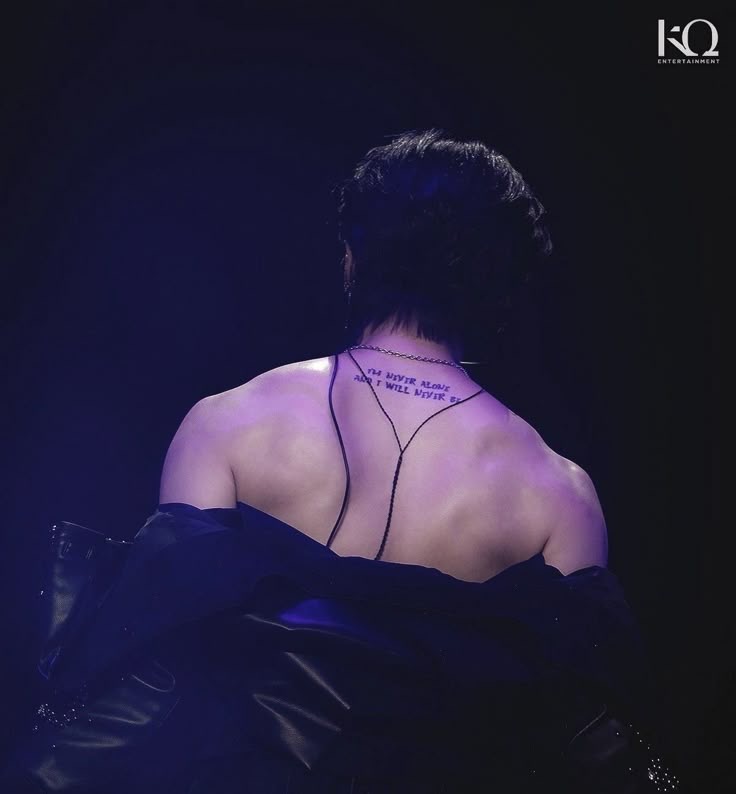 Wo_oYng's tweet photo. 𝑰’𝑴 𝑵𝑬𝑽𝑬𝑹 𝑨𝑳𝑶𝑵𝑬 
𝑨𝑵𝑫 𝑰 𝑾𝑰𝑳𝑳 𝑵𝑬𝑽𝑬𝑹 𝑩𝑬 https://t.co/MXemCrXMHt