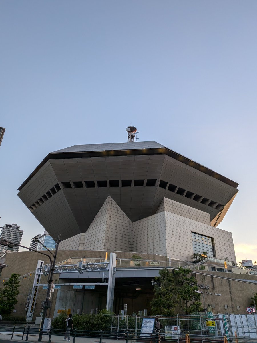 nick27250000's tweet photo. HATCHがチラ見えしたので寄ってきました🦉 https://t.co/OmpRlVjKPW
