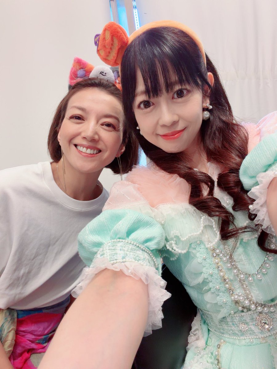 JunnaMorishita's tweet photo. 本日はアイドルハロウィンオンステージ2026🎃
お越しいただきありがとうございました✨
最高の夢空間でした✨
90年代アイドルの1人としてステージに立てた事
嬉しく思います🎀
たくさん応援してくださりありがとうございました🫶
メンバーのみなさまに感謝✨✨
楽しかったよー🥰 https://t.co/g5Tgls9wpg