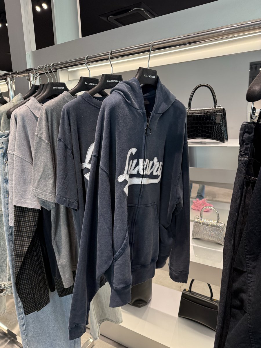 musubimaru8739's tweet photo. luxury Yes〜💋 https://t.co/lAixle4JZk