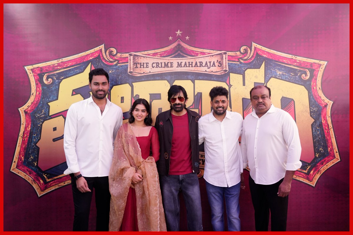 BridgeProdoffl's tweet photo. #Thulabharam శుభారంభం ❤️

The journey begins with blessings and the best of vibes 💫

▶️ https://t.co/jGvnjyDphw

The Crime Maharaja @RaviTeja_offl #TharunBhascker #VivekAthreya @priyankaamohan #AnaswaraRajan @JDmaxmode #VivekSagar @thenieswar #RaviTejaGirijala #GMSekhar #Laxman #SriniRao @BridgeProdoffl