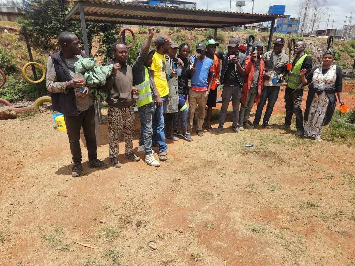 MathareSJustice's tweet photo. Week 3 of our Friday community engagements  explored addiction and its underlying realities. For some people experiencing homelessness, alcohol becomes a “blanket” against the cold and harsh street conditions. We must address both addiction and the circumstances that fuel it. https://t.co/gBS8j9uMsD