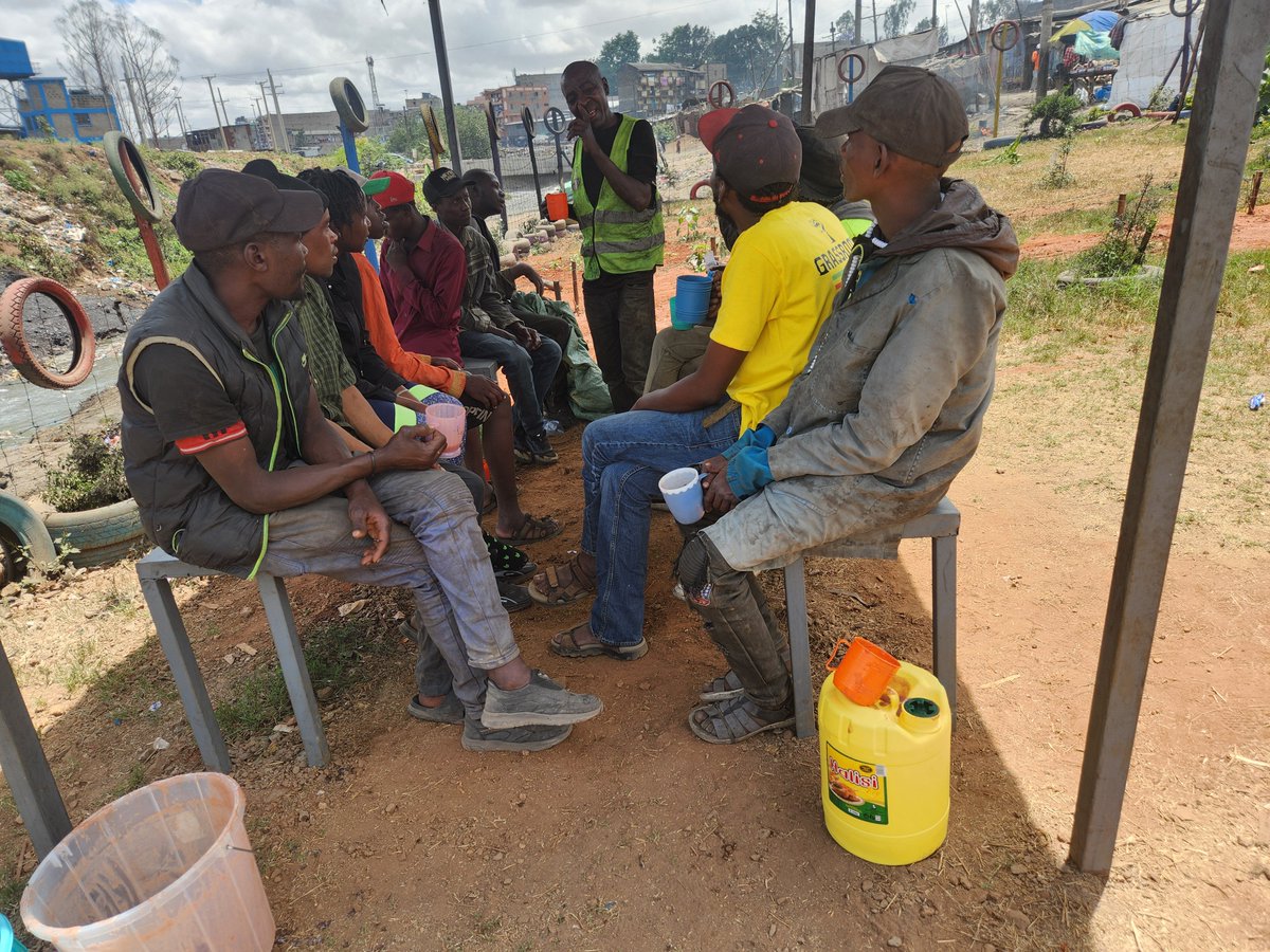 MathareSJustice's tweet photo. Week 3 of our Friday community engagements  explored addiction and its underlying realities. For some people experiencing homelessness, alcohol becomes a “blanket” against the cold and harsh street conditions. We must address both addiction and the circumstances that fuel it. https://t.co/gBS8j9uMsD