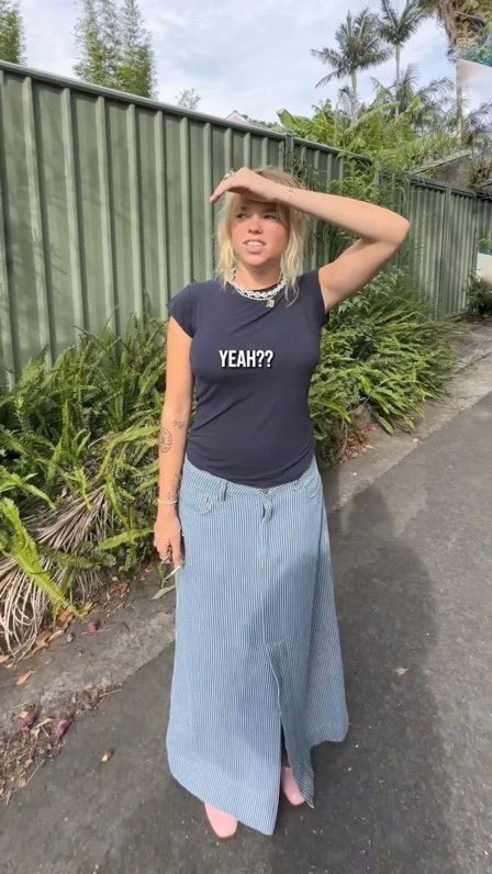 Fox5go7's tweet photo. Milly alcock is genuinely one of one ✨ https://t.co/fJaLGNUb8s