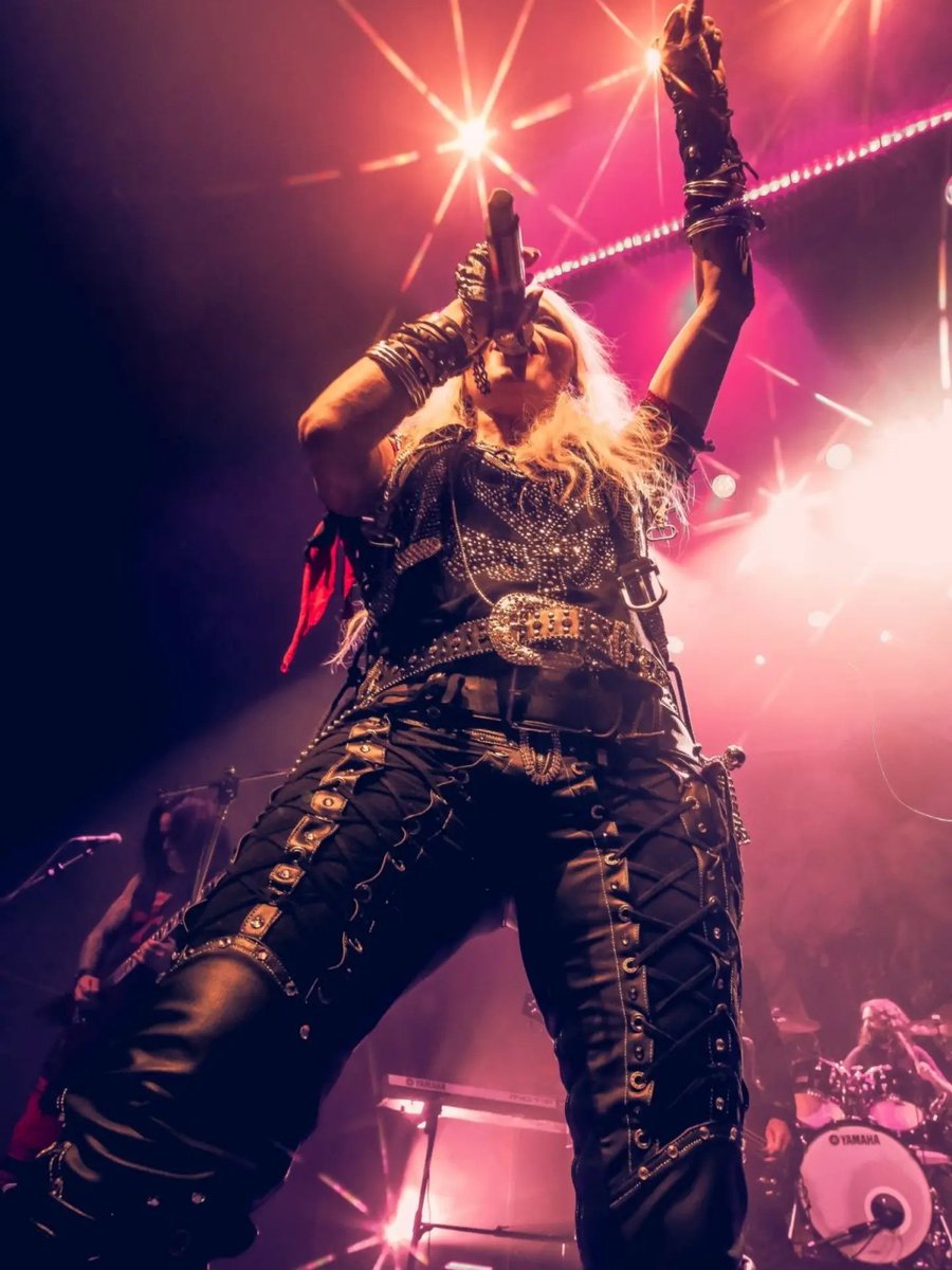 DoroPesch_'s tweet photo. What a show!!! Pure metal energy by your Metal Queen of my heart ❤️ 💙 💜!!!
We smashed it yesterday at Principal Club Theater in Thessaloniki, Greece!!!
Concert review by #MythOfRock photos .
🤘💪❤️🙏
#Love, #Doro Pesch

@billhudsongtr
#doropesch
#warlock
#allweare
#allformetal https://t.co/hQxl5aIbku