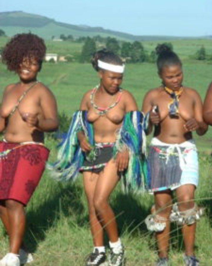 thatEMMANUEL's tweet photo. Imagine stepping into Africa and the first thing that greets you is the beauty of our rich culture.|ZULU
#zulu #africa #culture https://t.co/e7clKRszPz