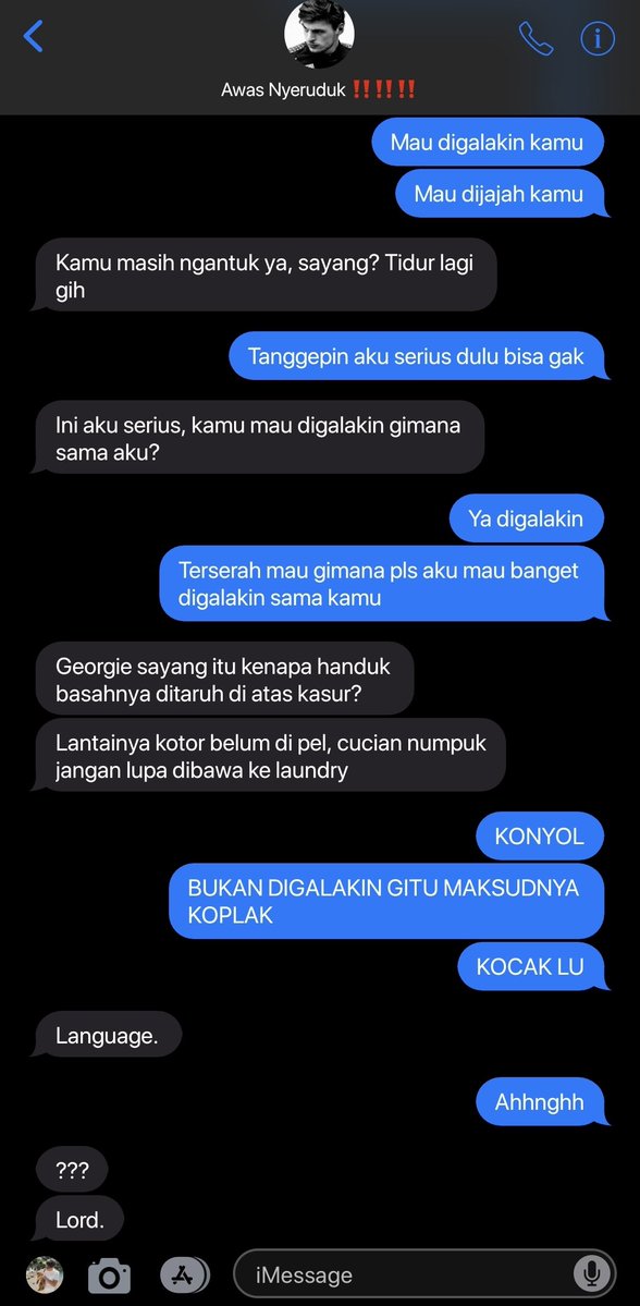 badtzbrat's tweet photo. #russtappen 3363 one-tweet fic/au ☆

cung tangan siapa lagi yang mau ikut digalakin sama suaminya georgie ☝️ (saya banh) https://t.co/fO5es6wveW