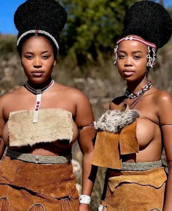 thatEMMANUEL's tweet photo. Imagine stepping into Africa and the first thing that greets you is the beauty of our rich culture.|ZULU
#zulu #africa #culture https://t.co/e7clKRszPz