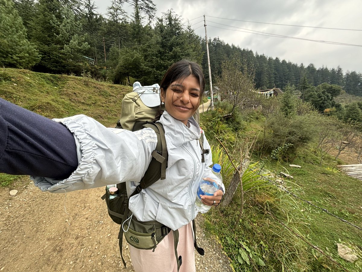 arushi_1311's tweet photo. one HELL of a walk from Euphoria to Zostel 🙂‍↕️ https://t.co/H0ezUdifoZ