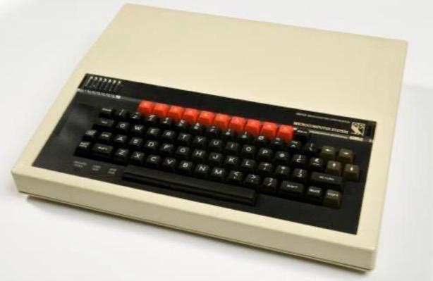cretroreset's tweet photo. 💾⌨️A big thank you to Steve from Heathfield !💻💿

Steve brought us another donation. A bbc b micro computer that he has had since he was a youngster. In the box was also lots of games, a 5.25 floppy drive, a joy stick and lots of manuals. https://t.co/ZmfrwHz8Qy