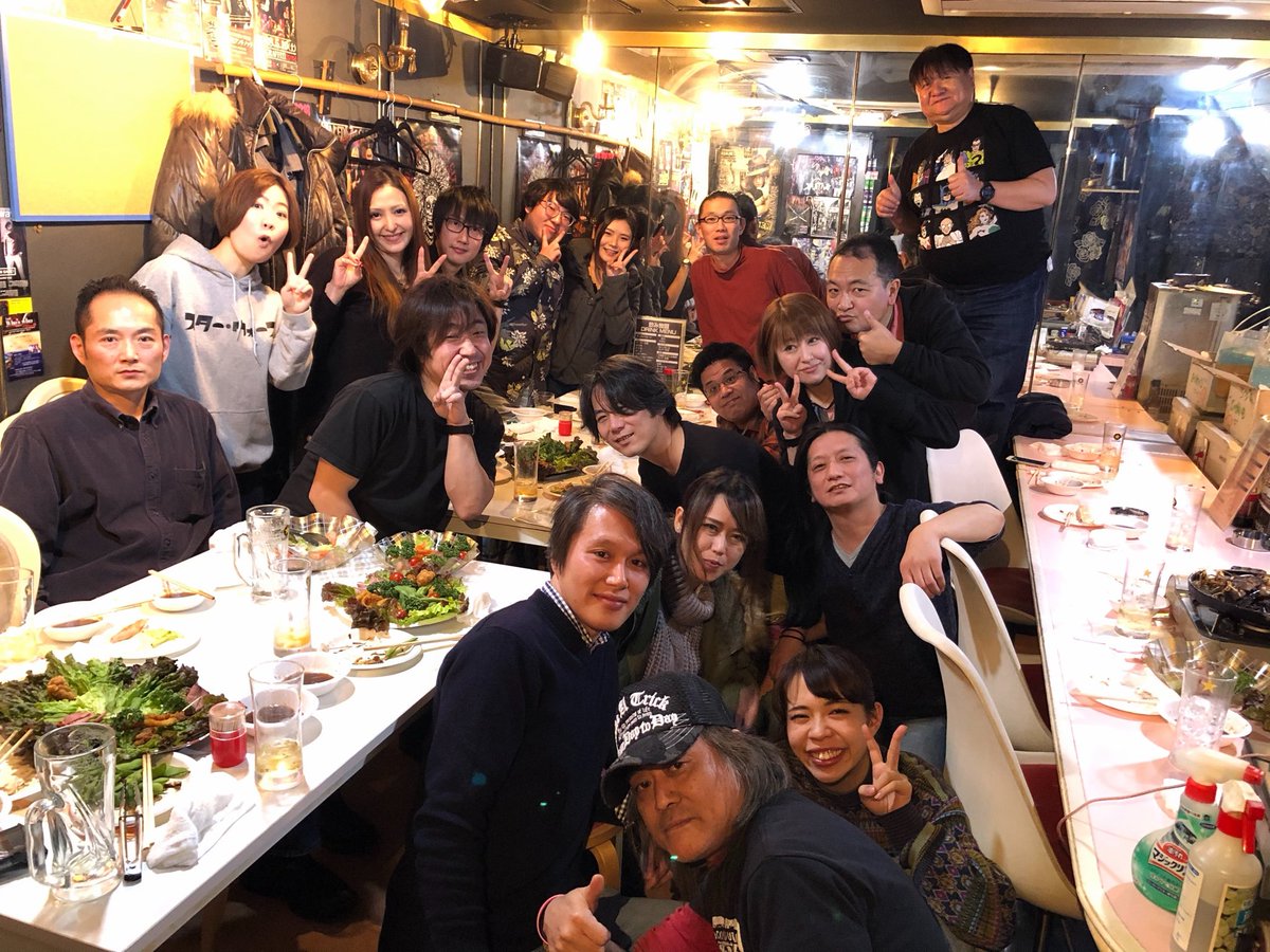 821smp's tweet photo. 7年くらい前の写真見つけた👀
懐かしいな
その日暮らしみたいな生活してた��ど楽しかったわ(*´Д｀*) https://t.co/U7ORzpvV4j