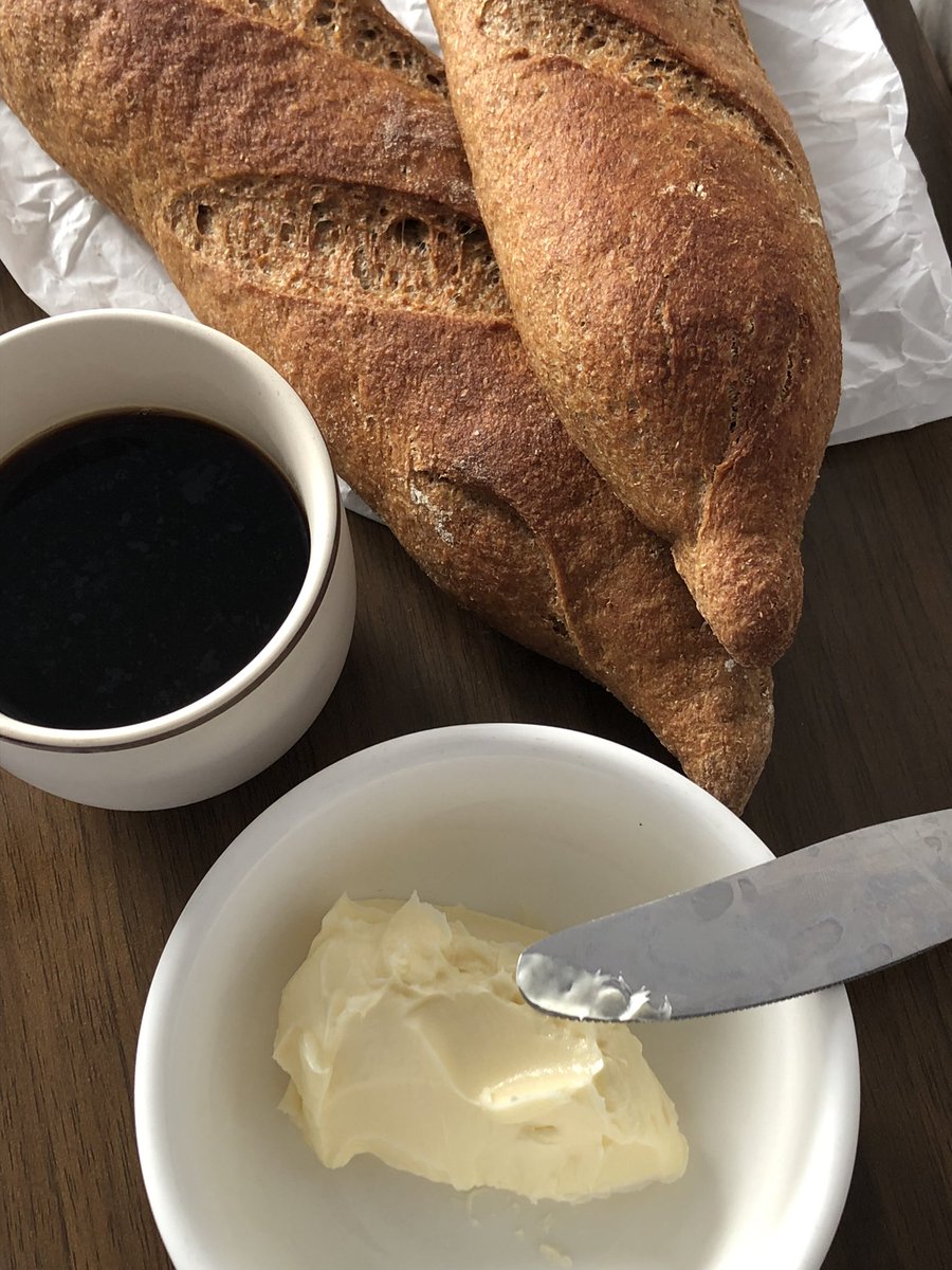 A_res23's tweet photo. الفطور خبز فرنسي   
والغداء باستا ايطاليانوو 
(والاثنين بدقيق القمح الكامل 👩🏻‍🍳🤍) https://t.co/oKXotOnjQQ
