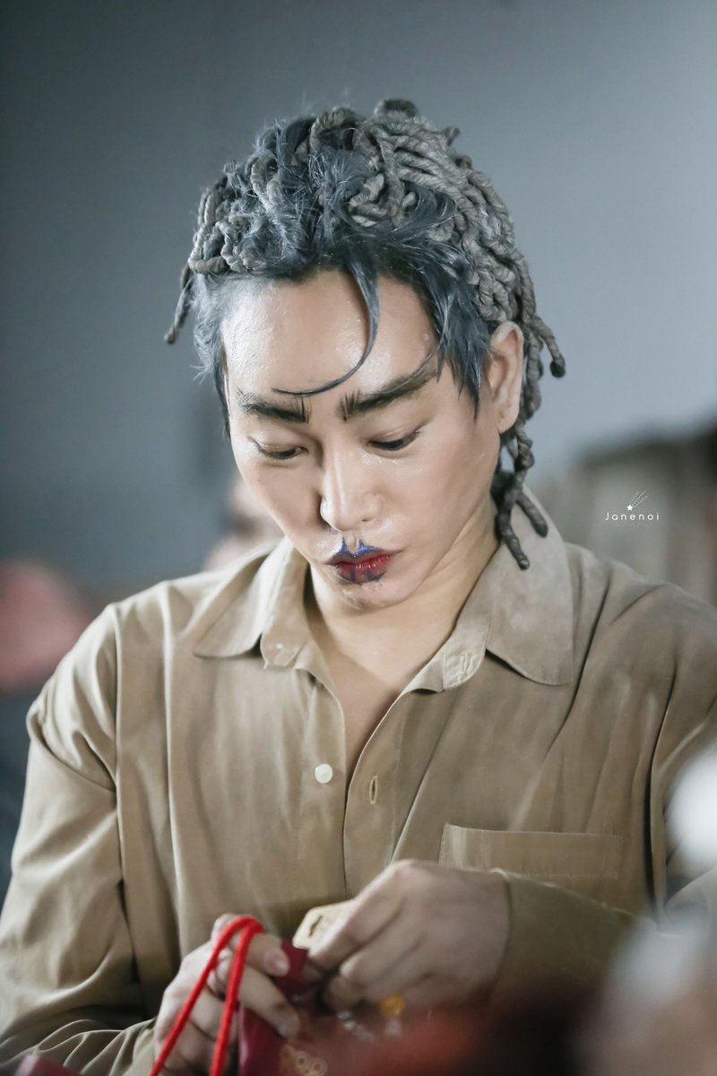 Janenoiiii's tweet photo. พี่โมเดลคนหล่อ เวลาตั���งใจทำอะไร ปากจะจุ้บจิ้บนุ้บนิ้บมาก 😚 
@peckpalit 
#SiamParagonBIFW2026xPeck
#BIFW2026 #NAGARA
#SiamParagonBIFW2026 
#เป๊กผลิตโชค
#PeckPaLitChoke
#palitgallery 
#snapbyJN https://t.co/dB7kmCHkL1