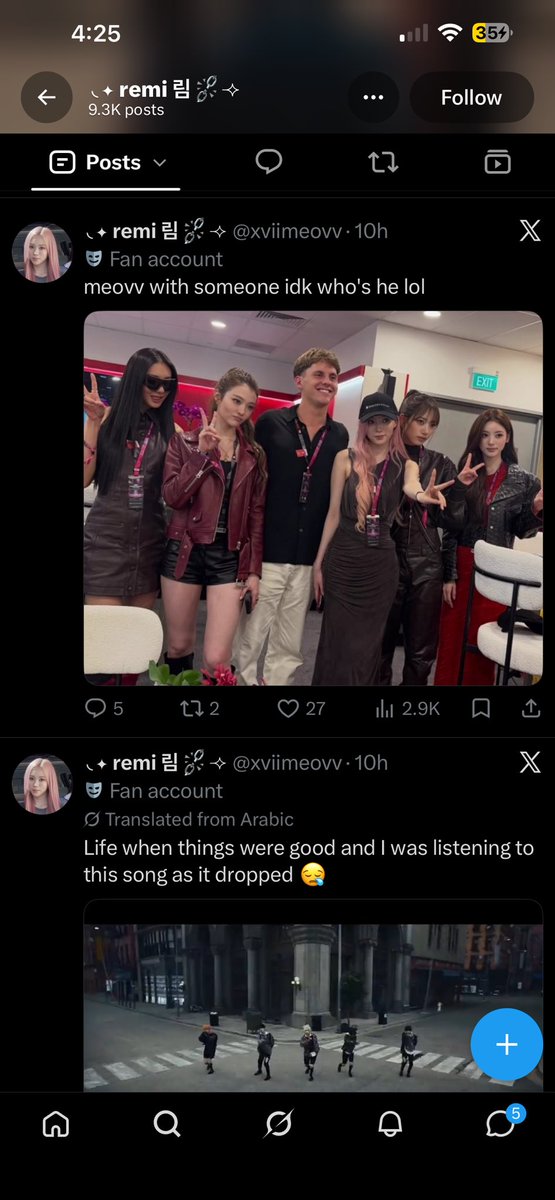 _HOHOHO_NOT's tweet photo. She deleted that fucking tweet so fucking fast 😭💀 Maybe don’t act so cocky if you can’t handle the embarrassment 😭💀 what a toxic fandom and fucking clout chasers @xviimeovv @MissyMeovv https://t.co/O5ww77TXOr