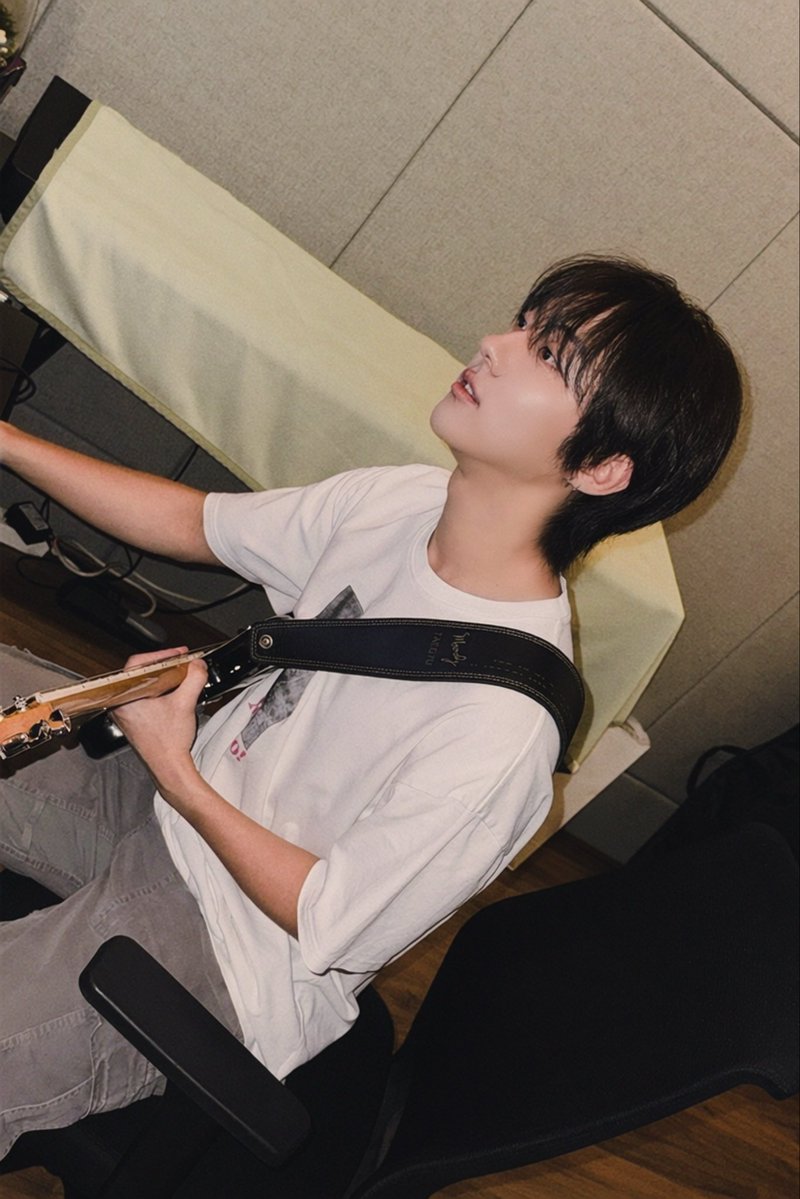 meong0729's tweet photo. 아… 좋은데? 씁…… 진짜 좋은데?……… https://t.co/jtMYVZ1yFy