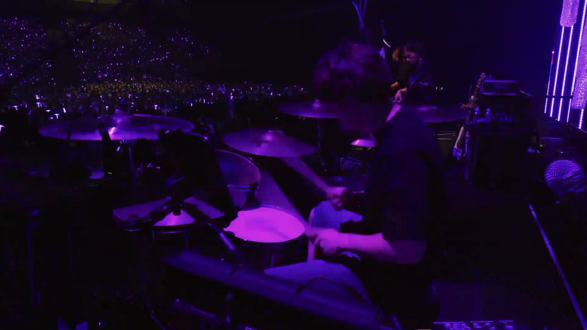 yui26560's tweet photo. 【 今日！】
 
2026/2026年10月11日（日） Ｋアリーナ横浜 
「剣持刀也リアルソロライブ【虚空狂宴】」
 
📺視聴はこちら👇
https://t.co/MUfh8YmlVo
 
見逃さないで — 会場でお会いしましょう✨
 
#虚空狂宴
#剣持刀也ソロライブ https://t.co/En3IoPgvG8