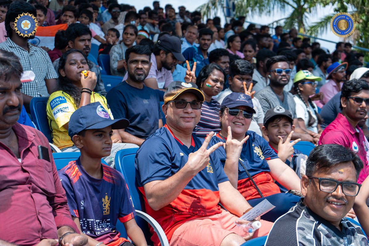 CApondicherry's tweet photo. A look at the fans soaking in the action. 📸

#CAP #CricketAssociationofPondicherry #PondicherryCricket #INDvsAUS https://t.co/JGkfIL4nin