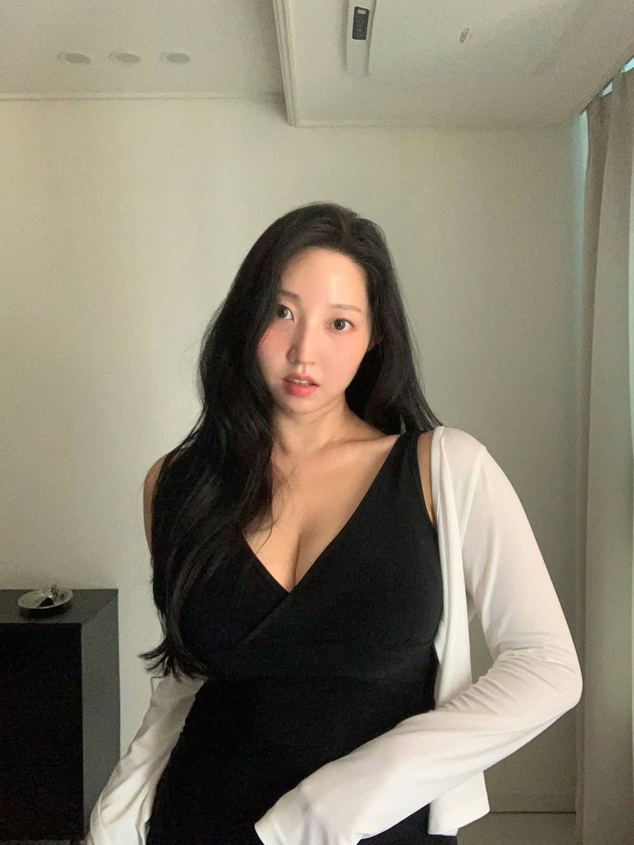 Kimnarablog tweet picture