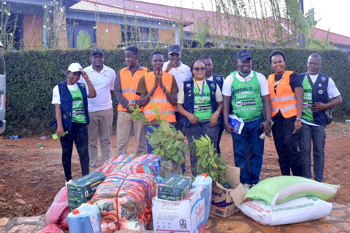 ga_uganda's tweet photo. We believe in standing with the communities we serve &amp; making a difference where it matters. As part of our commitment to community welfare, we extended support to @dinauganda , delivering essential items including blankets, soap, food &amp; other necessities to support the Children https://t.co/8SxUeRc5hH