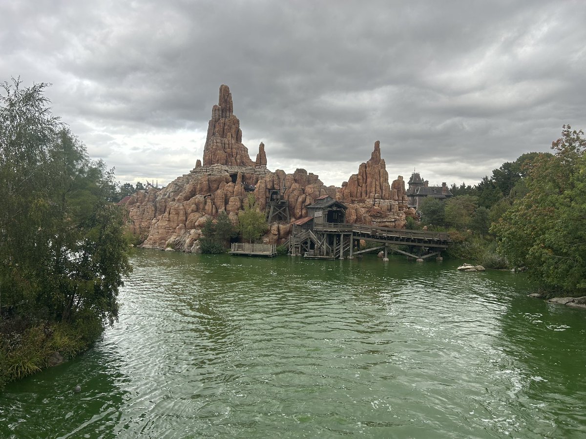 LetsWatchMagic's tweet photo. Nice to see the rivers are still getting that love (except the Mark Twain of course…) https://t.co/oIEOAwsK2U