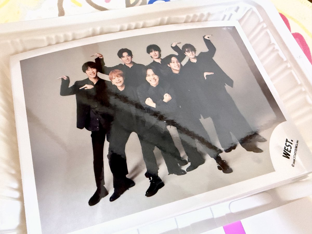 pipipipipppy's tweet photo. 少しずつ気持ちが落ち着いてきたから、9/30最後に注文した写真をやっと開封したけど、1番上がこの写真でｼｮﾎﾞｰﾝ…🥹 https://t.co/7XsCqdNhRB