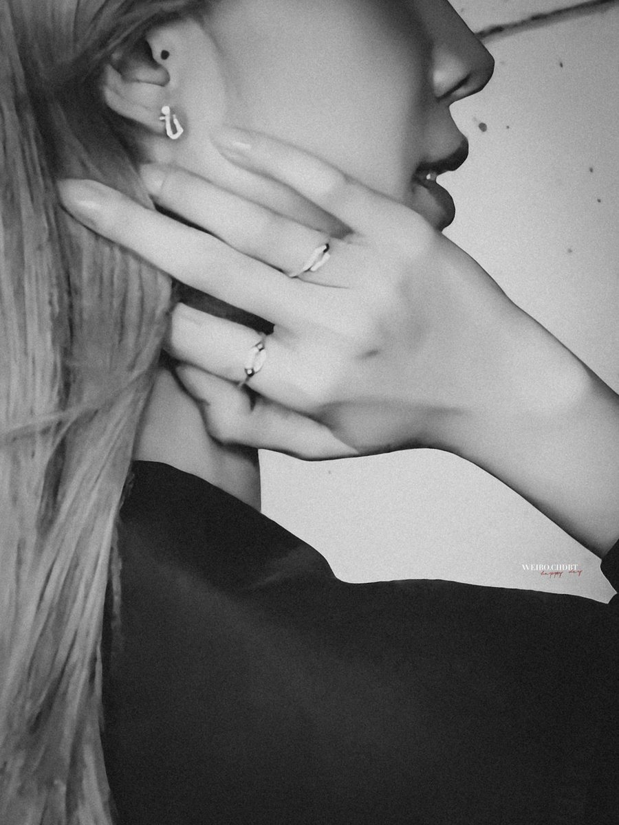Friedbluerabbit's tweet photo. 🖤

#JanJingjing #แจนจิงจิง 
#JANHAE https://t.co/iNB0AgB5br