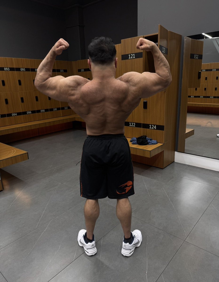 GodPerf's tweet photo. mini back trensformation https://t.co/3qLPYFNbVL
