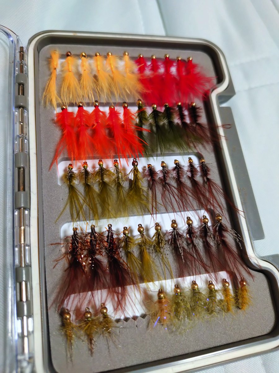 Strings_FF's tweet photo. 管釣りにはカラーバリエーション豊富なマラブーパターンが欠かせない
#フライフィッシング #管理釣り場 https://t.co/sKDf5x4CyT