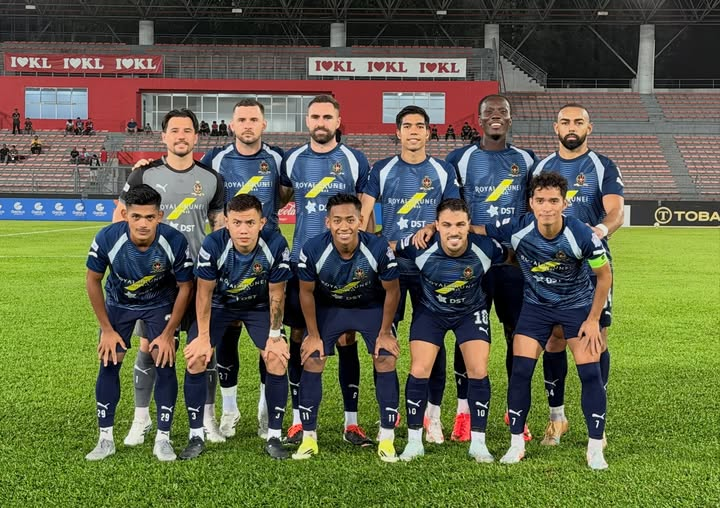 ienzoduarte's tweet photo. 🇲🇾 DPMM y Selangor son los dos últimos semifinalistas de Copa en Malasia

Resultados de hoy por la vuelta de cuartos de final:
Kuala Lumpur City  0-1  DPMM [agr 3-4]
Selangor  2-3  Star City  [agr 6-4]

Ambos se unen a Johor Darul Ta'zim y Kuching City como los cuatro mejores https://t.co/AD6bsUAZiP