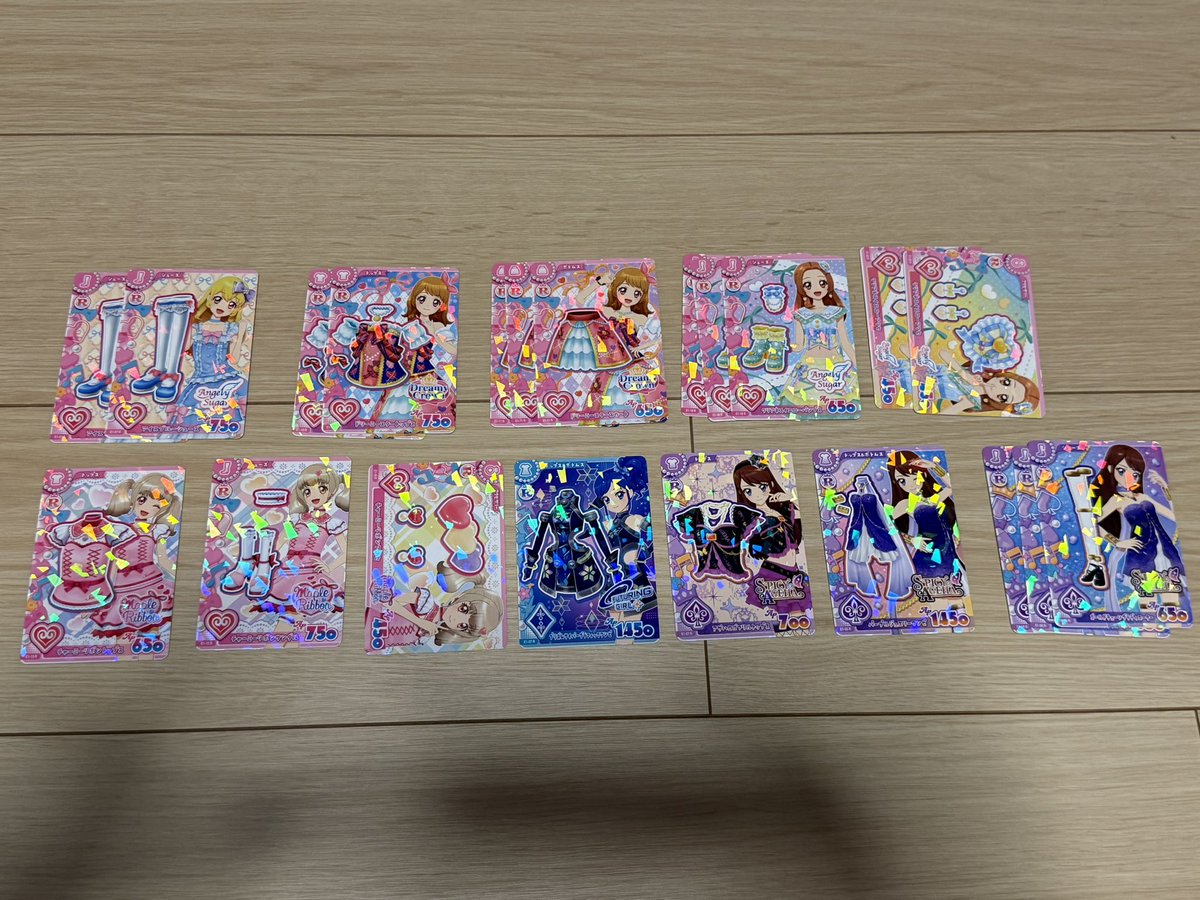 niii_0328's tweet photo. @nyannyan_neko_s リプ失礼します！
パラレル求めてます😖
複数枚での交換可能なのでご検討よろしくお願いします🙇🏼‍♀️ https://t.co/vv6DLwze4d