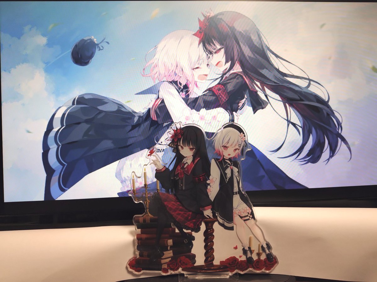 489487halfmoon's tweet photo. 時任さんのヒロエマのアクスタ届いた
デカい https://t.co/PlY8mMN4wI