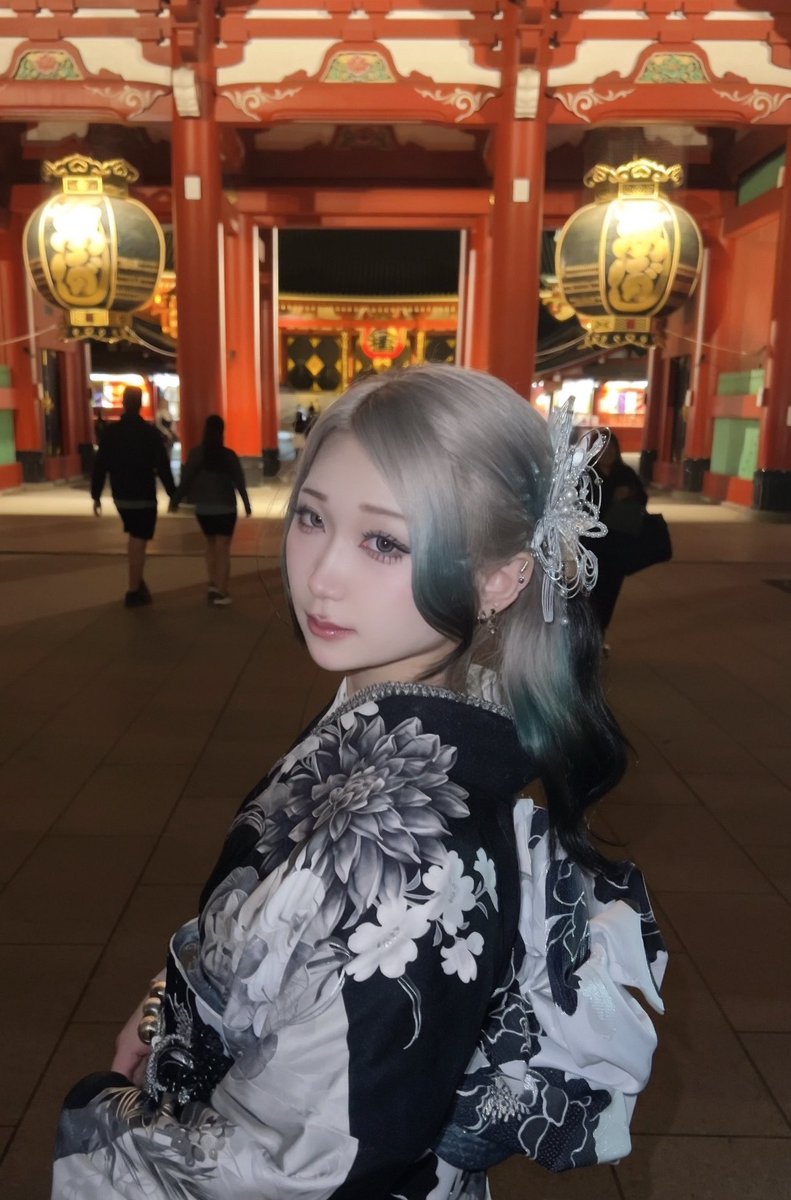 kt__o_o's tweet photo. 夜の浅草良かった https://t.co/gQfGDyWTlF