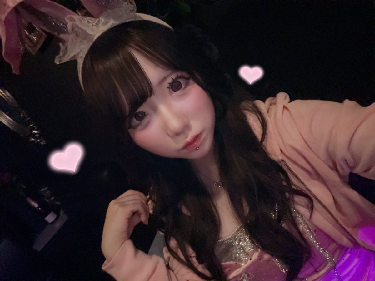 j_qhzo's tweet photo. @hamu_3da ミナミのでびぷらです！バニーイベやってますよければ候補にどうですかჱ̒> ̫ < https://t.co/f9A6bJ9gmE
